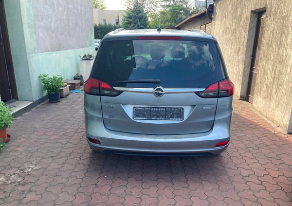 Opel Zafira cena 24900 przebieg: 200000, rok produkcji 2012 z Dąbrowa Tarnowska małe 154